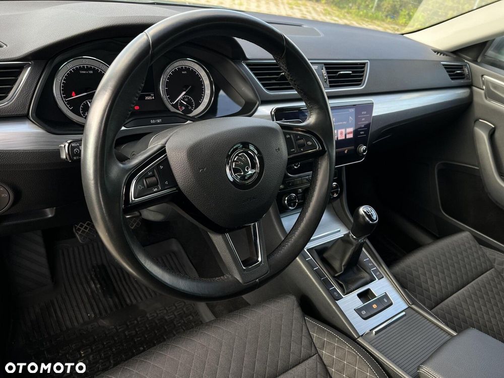 Skoda Superb 1.5 TSI ACT Ambition - 9