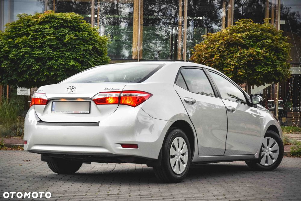 Toyota Corolla - 6