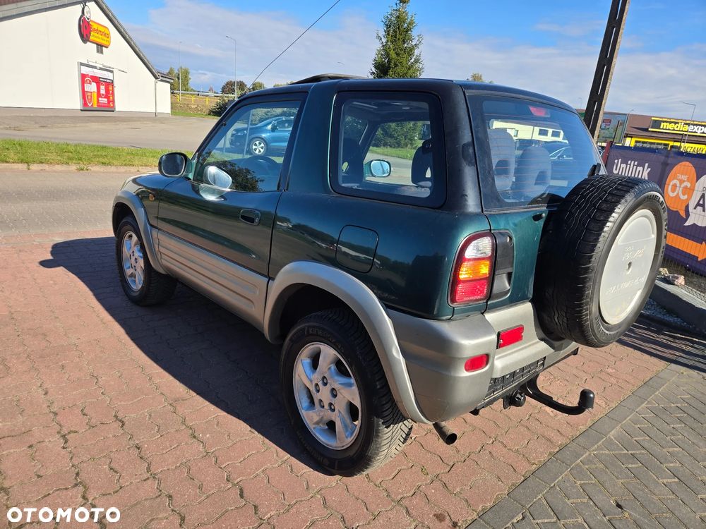 Toyota RAV4 2.0 - 6