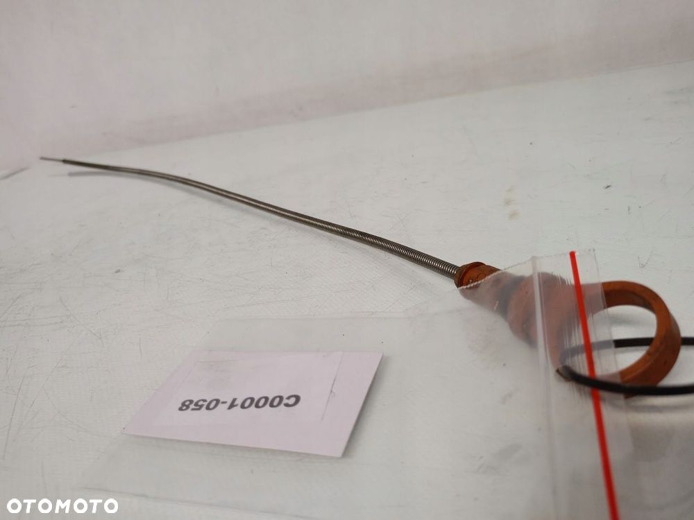 bagnet oleju citroen c8 - 2