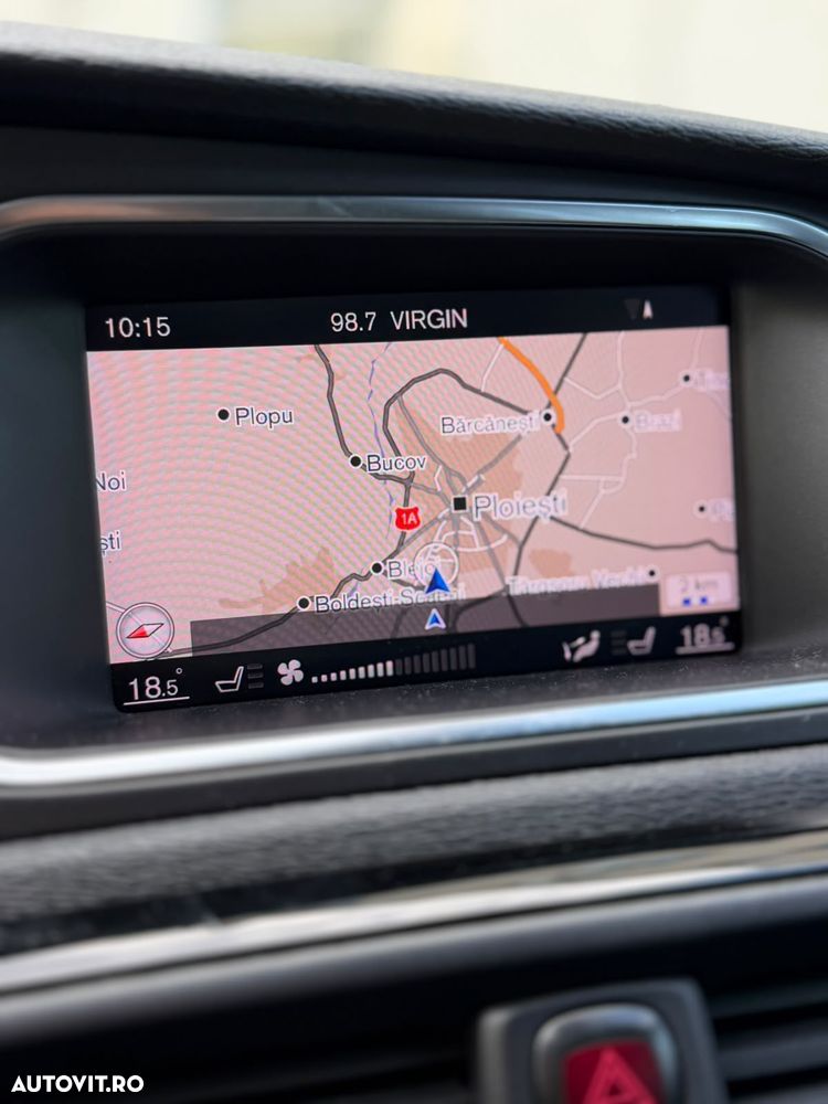 Volvo V40 D3 Aut. R-Design - 20