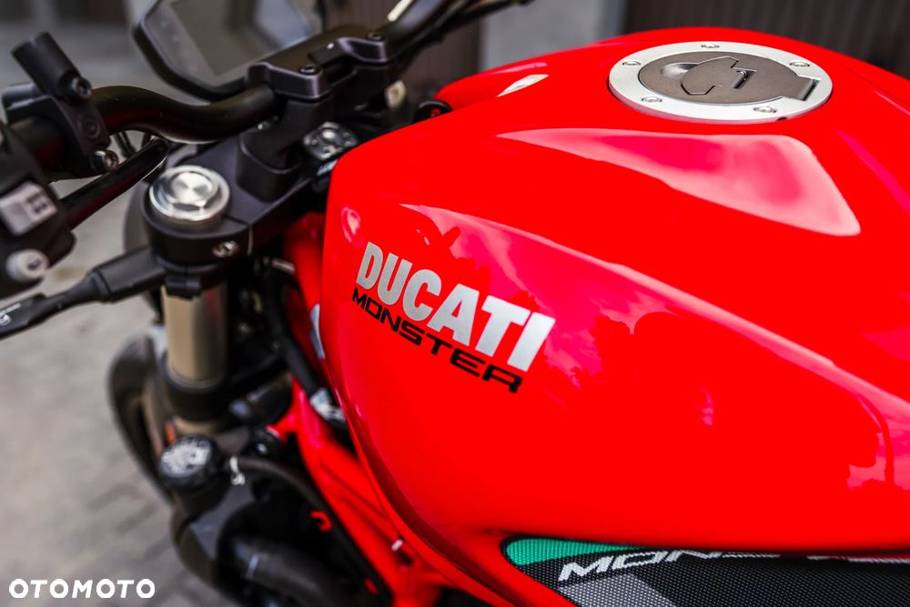 Ducati Monster - 13