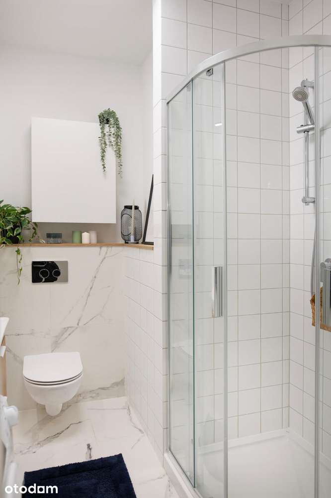 Przestronne 2 Pokoje / WŁOCHY /Internet w cenie ! Pet Friendly !