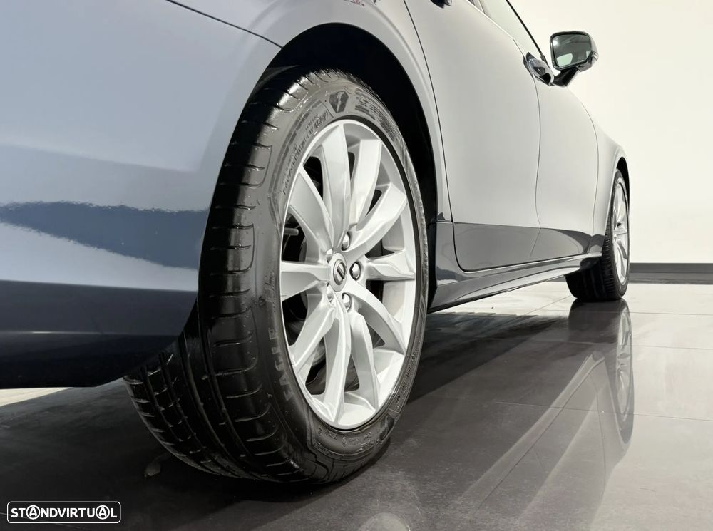Volvo V90 2.0 D4 Momentum Plus Geartronic - 52