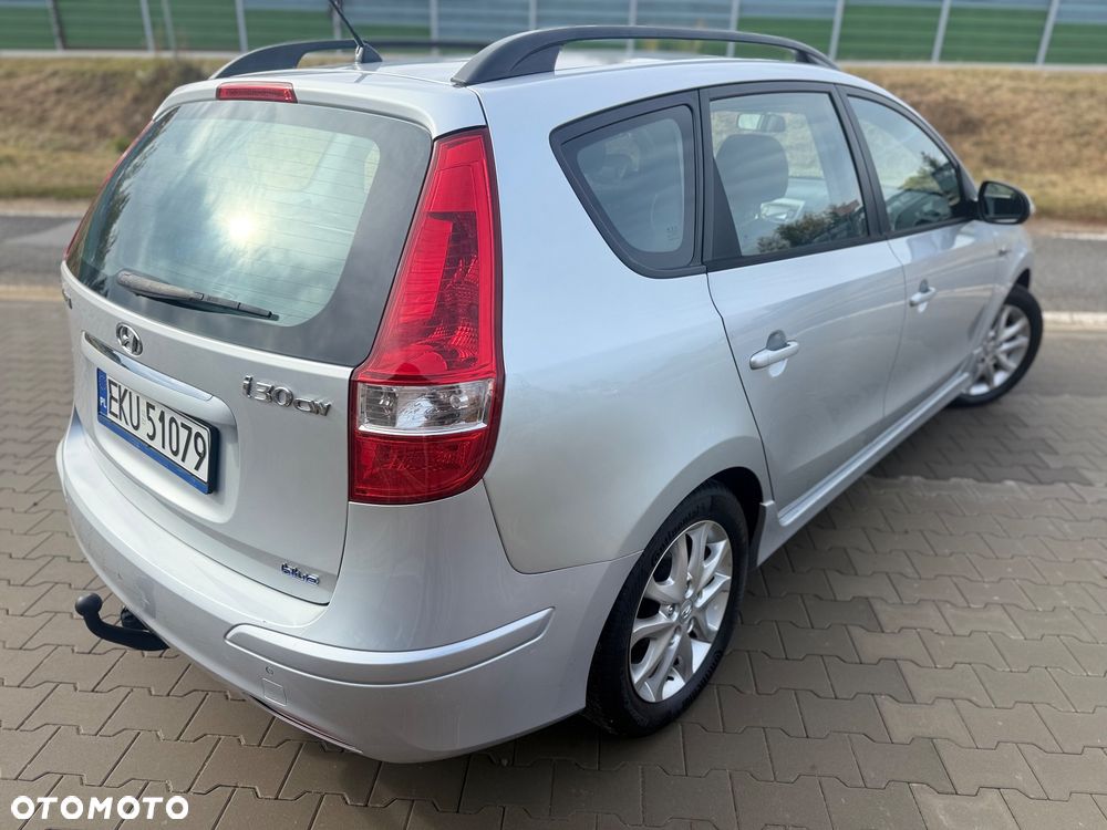 Hyundai i30 1.6 blue Comfort - 13