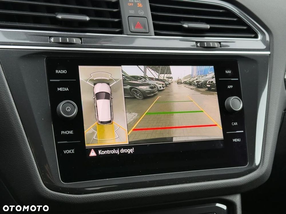 Volkswagen Tiguan Allspace 2.0 TDI 4Mot Elegance DSG - 29