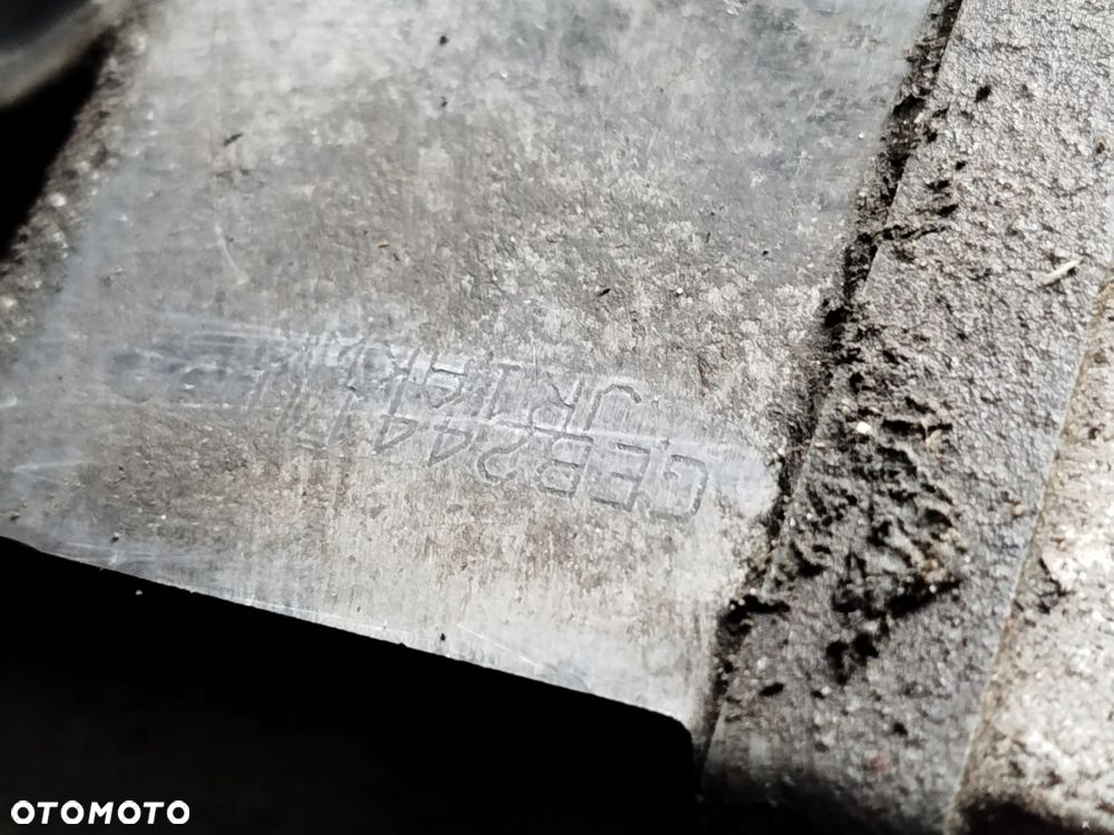 AUDI A4 B6 1.8 T BFB skrzynia biegów GEB - 3