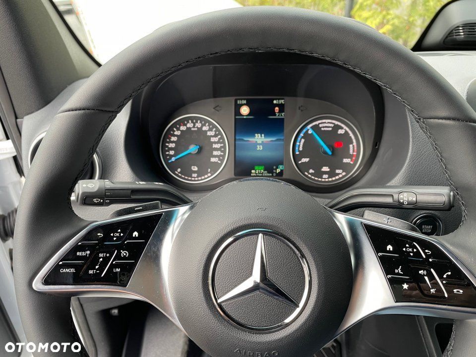 Mercedes-Benz eSprinter - 13