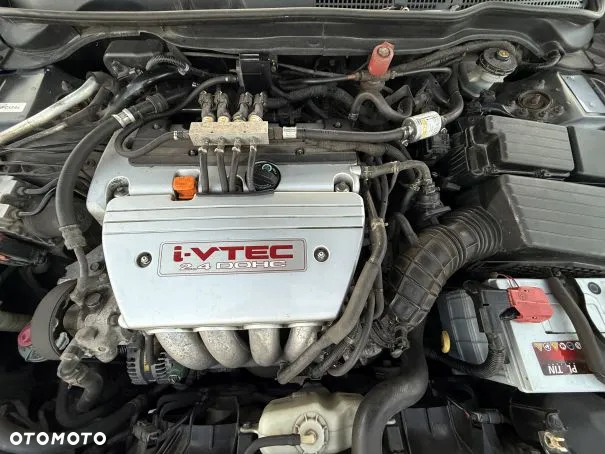 Honda Accord 2.4 Executive - 11