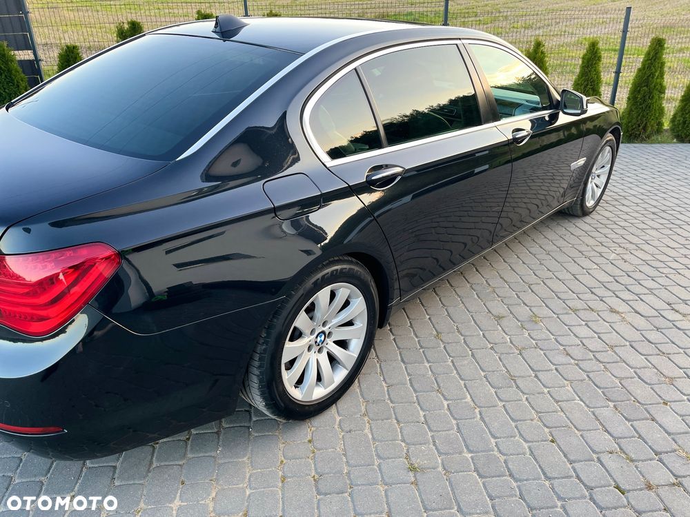 BMW Seria 7 730d - 10