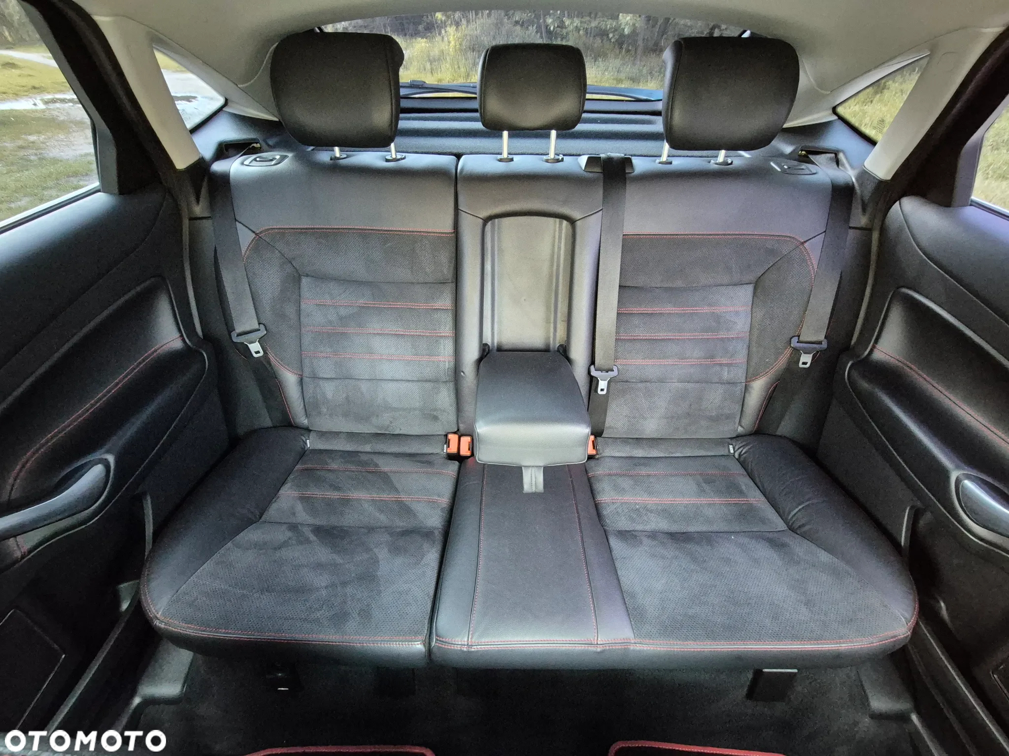 Ford Mondeo 2.5 Titanium S - 34