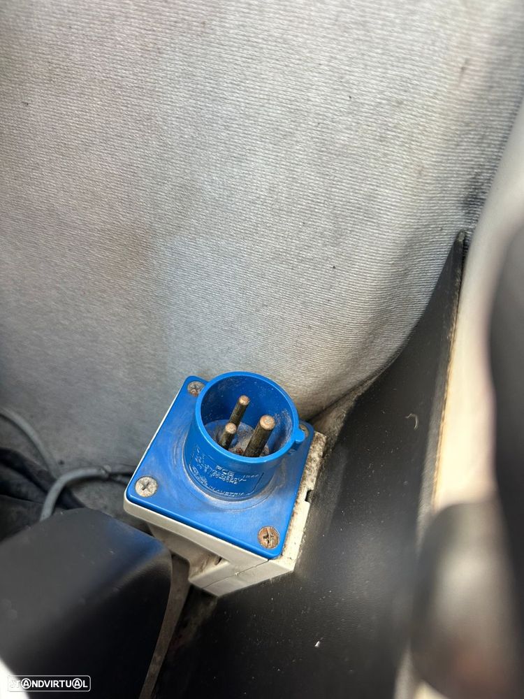 Peugeot Boxer 2.2 HDi 330 L1H1 - 8