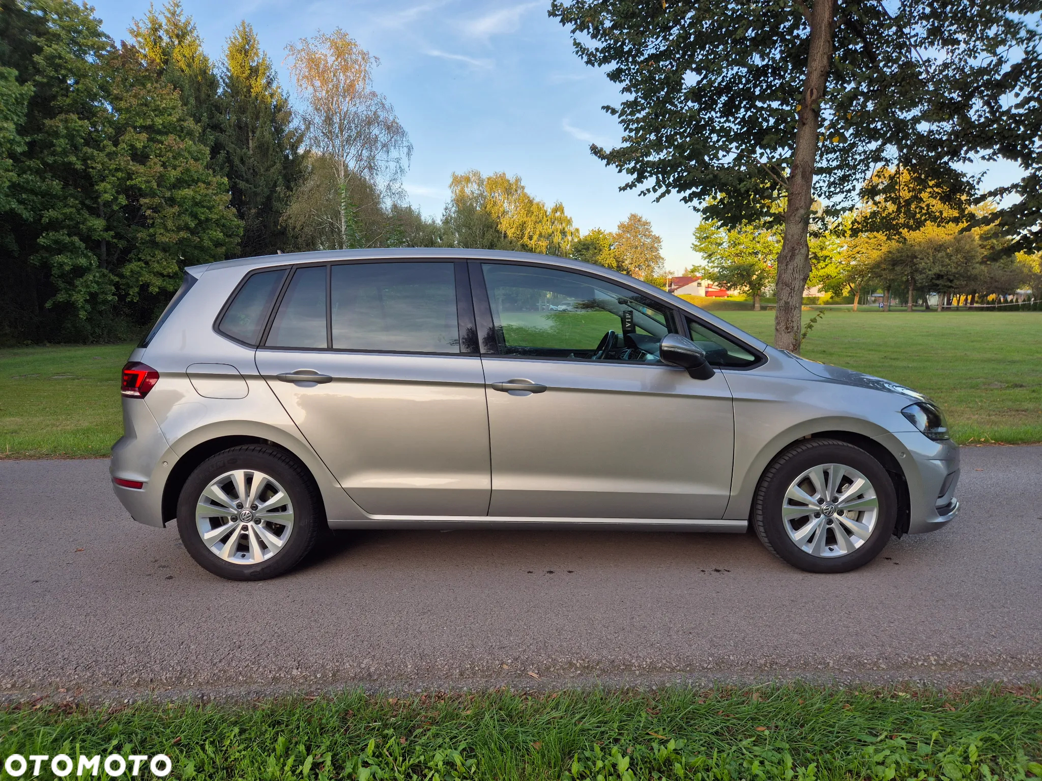 Volkswagen Golf Sportsvan 1.5 TSI ACT DSG Comfortline - 6