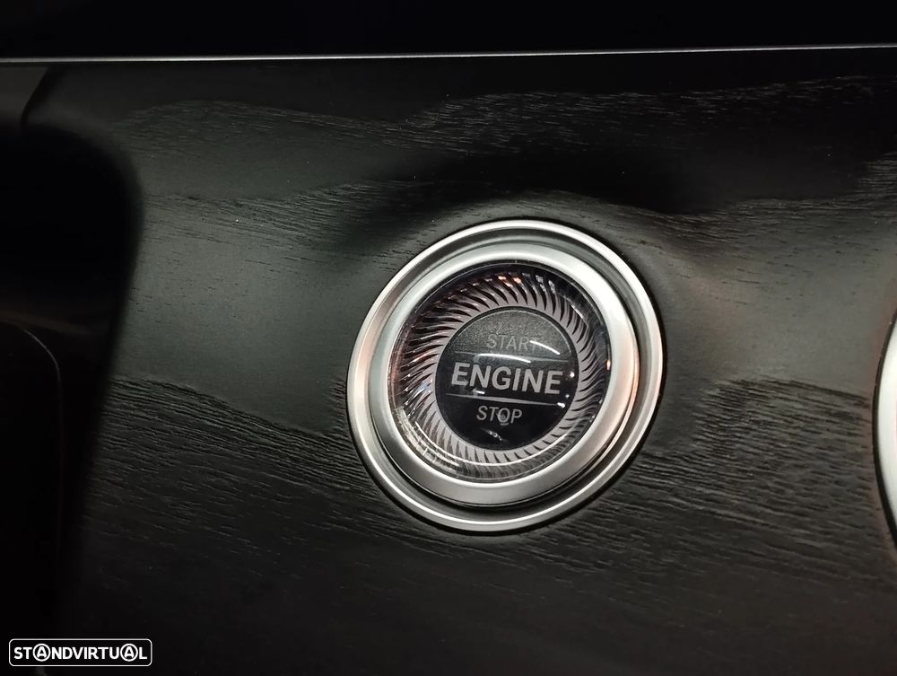 Mercedes-Benz E 220 d AMG Line - 34