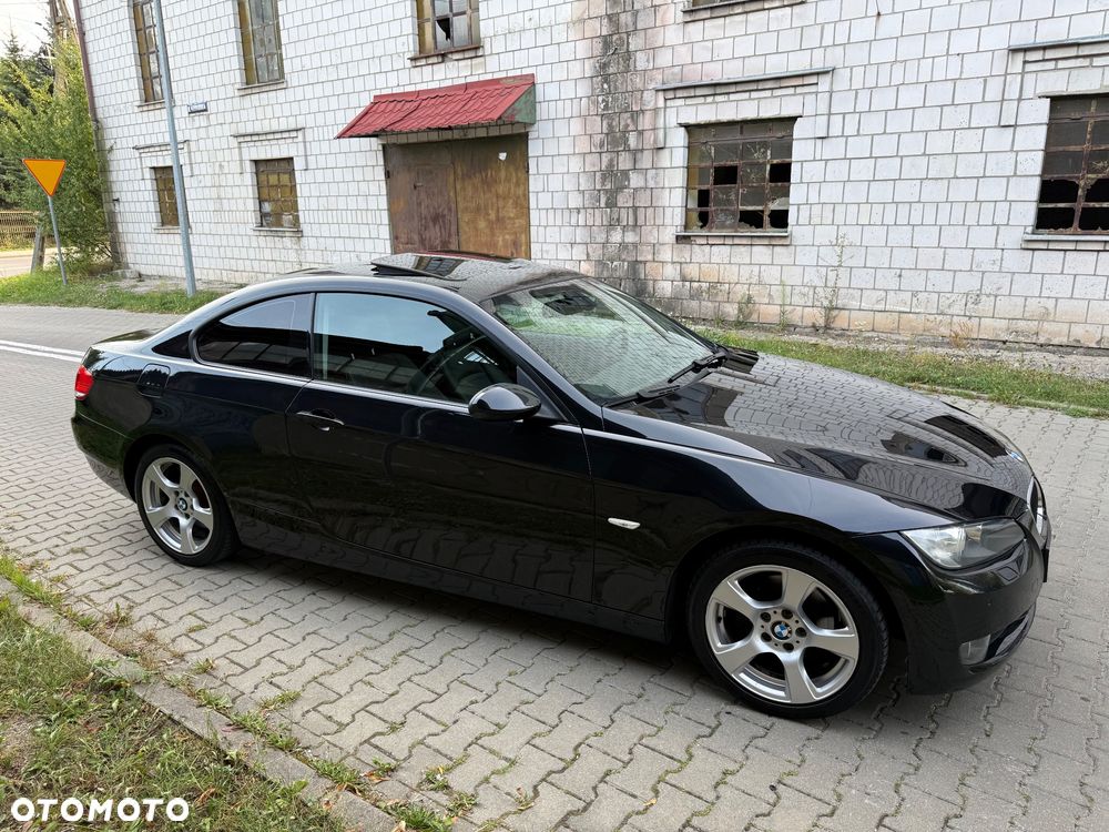 BMW Seria 3 320i - 8