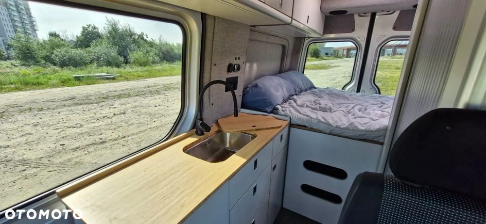 Mercedes-Benz Sprinter Kamper Campervan - 14