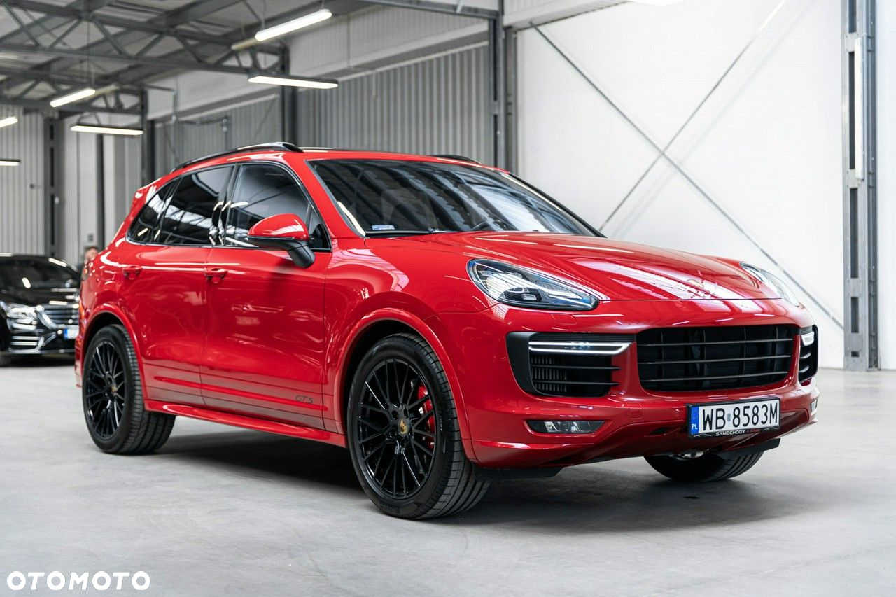 Porsche Cayenne GTS - 6