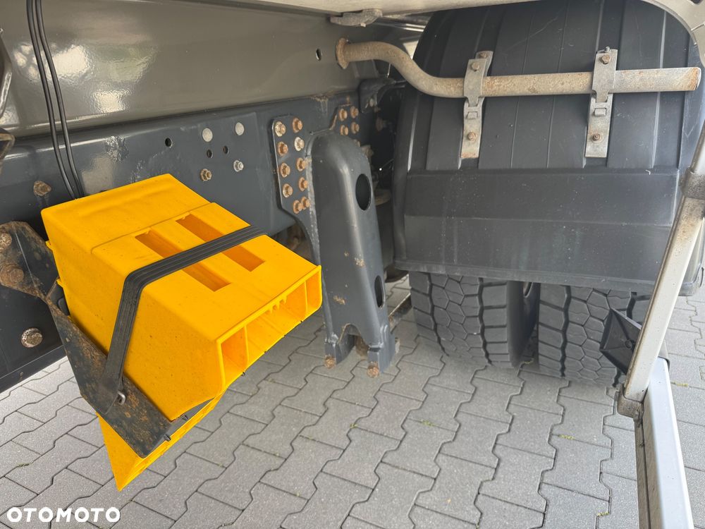 Iveco Eurocargo 190EL28 IZOTERMA 21palet WINDA Import Francja - 17