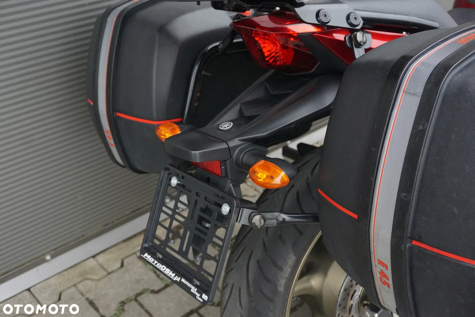 Yamaha XJ - 4