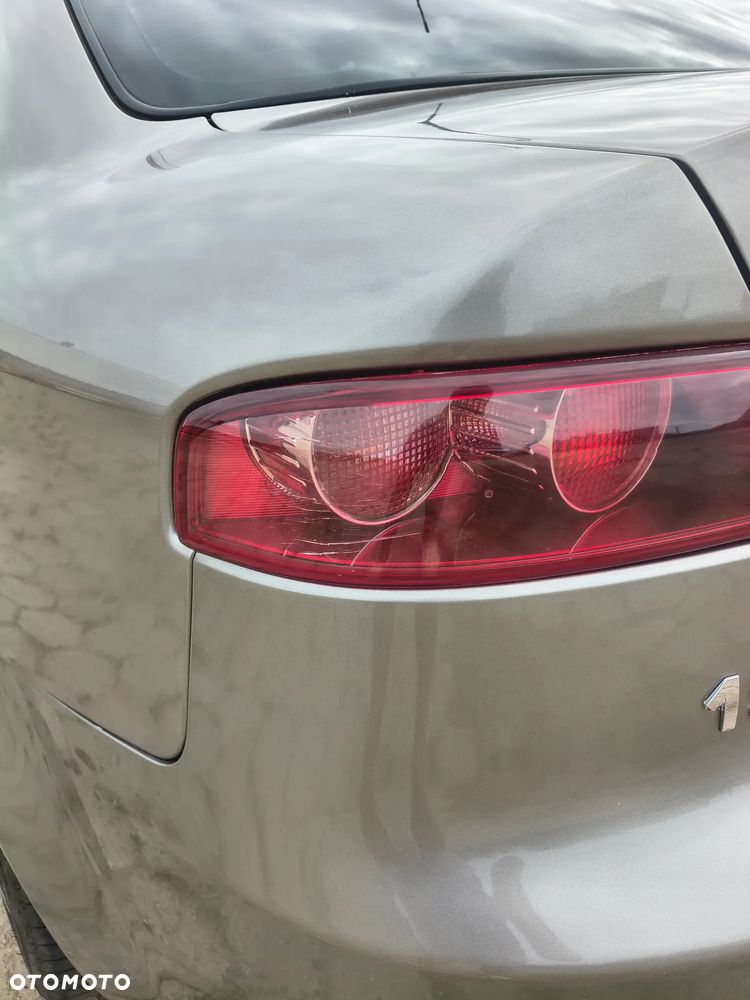Alfa Romeo 159 3.2JTS 4x4 Distinctive - 9