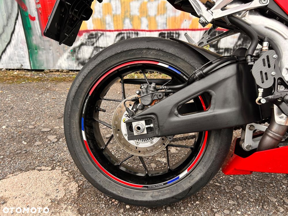 Honda CBR - 19