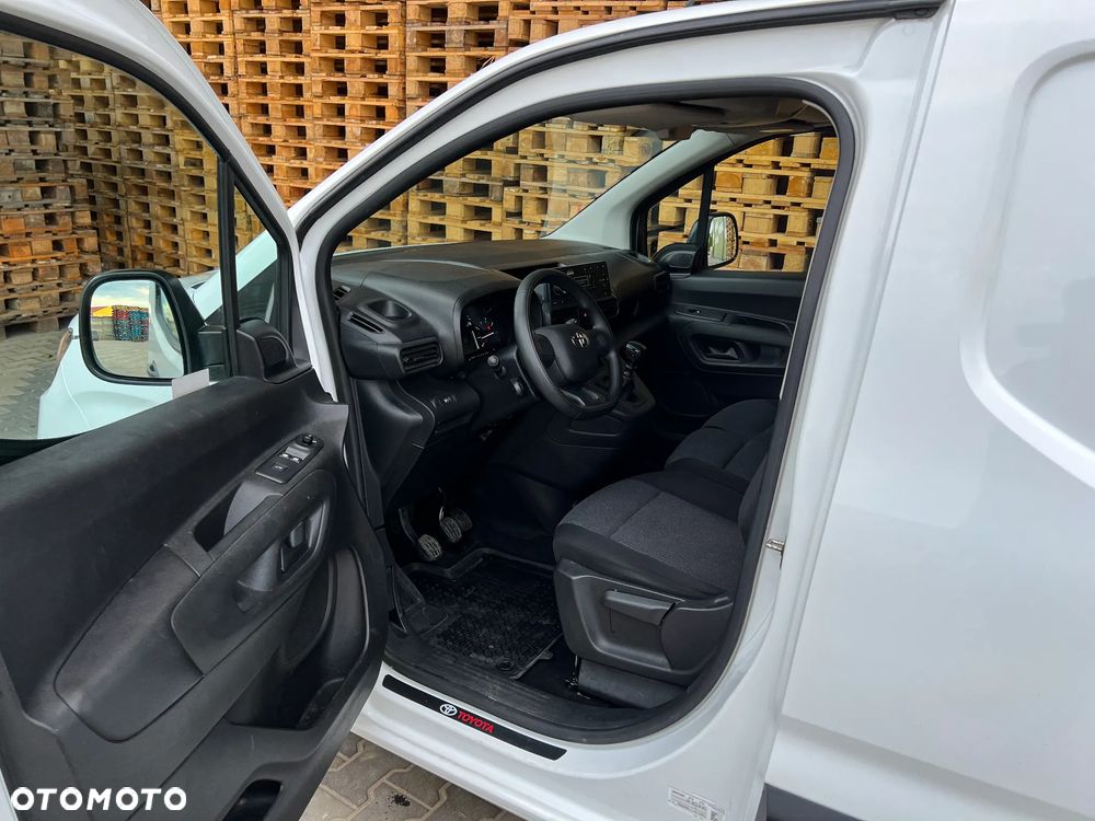 Toyota PROACE CITY LONG - 18