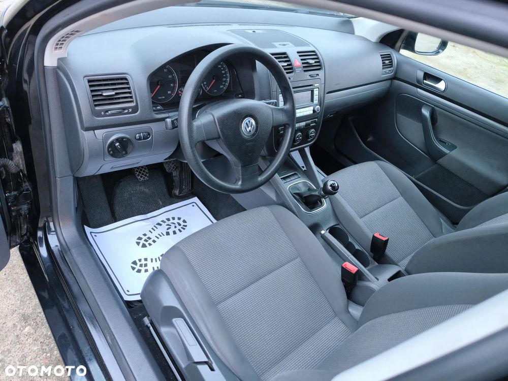 Volkswagen Golf 1.6 Tour - 16