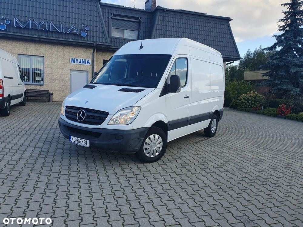 Mercedes-Benz Sprinter - 1