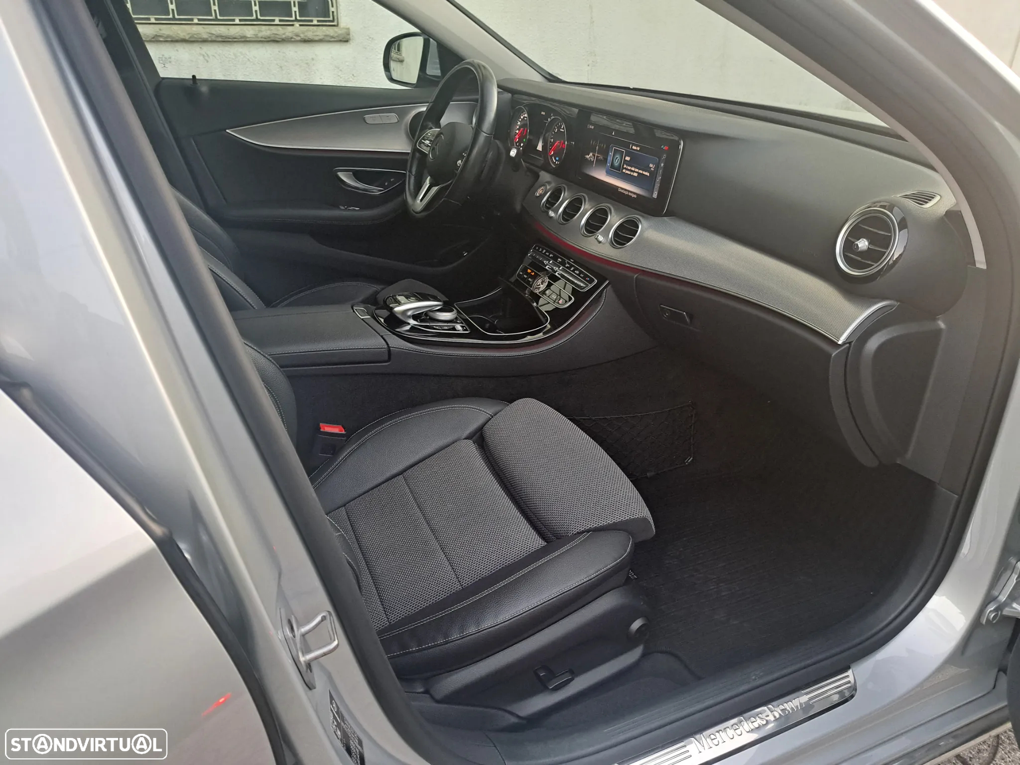 Mercedes-Benz E 300 de Avantgarde - 42