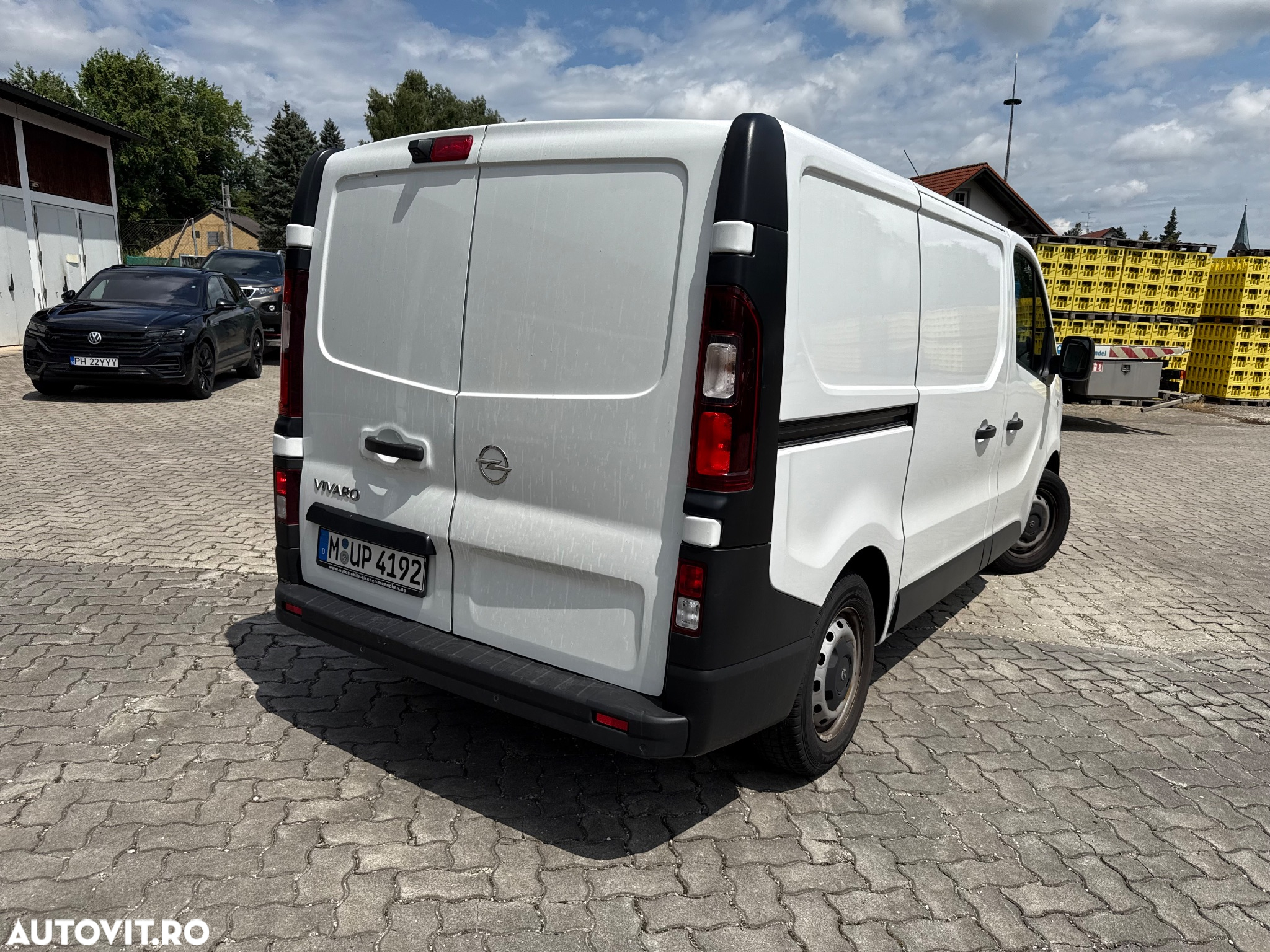 Opel Vivaro - 2