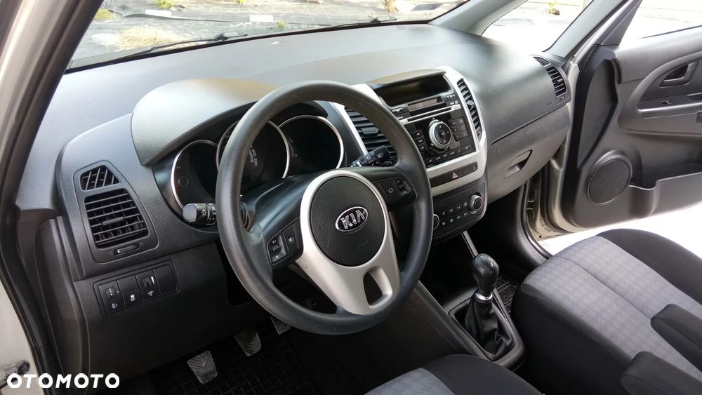 Kia Venga 1.4 L - 19