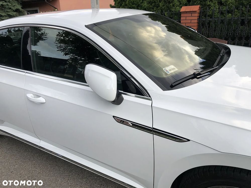 Volkswagen Arteon 2.0 TDI R-Line DSG - 30