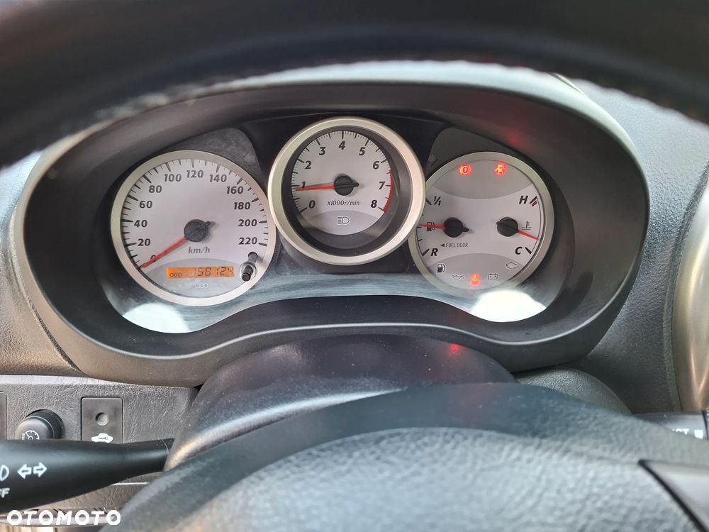 Toyota RAV4 4x4 Edition - 31