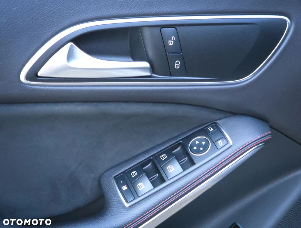 Mercedes-Benz CLA 180 (CDI) d AMG Line - 25