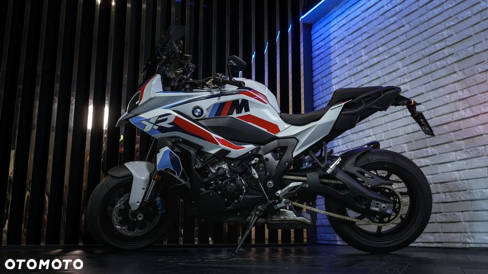 BMW XR - 2