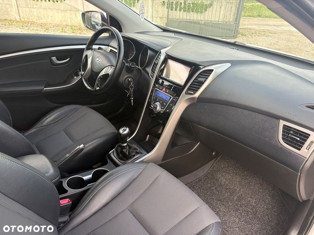 Hyundai i30 1.4 CRDi Intro Edition - 26