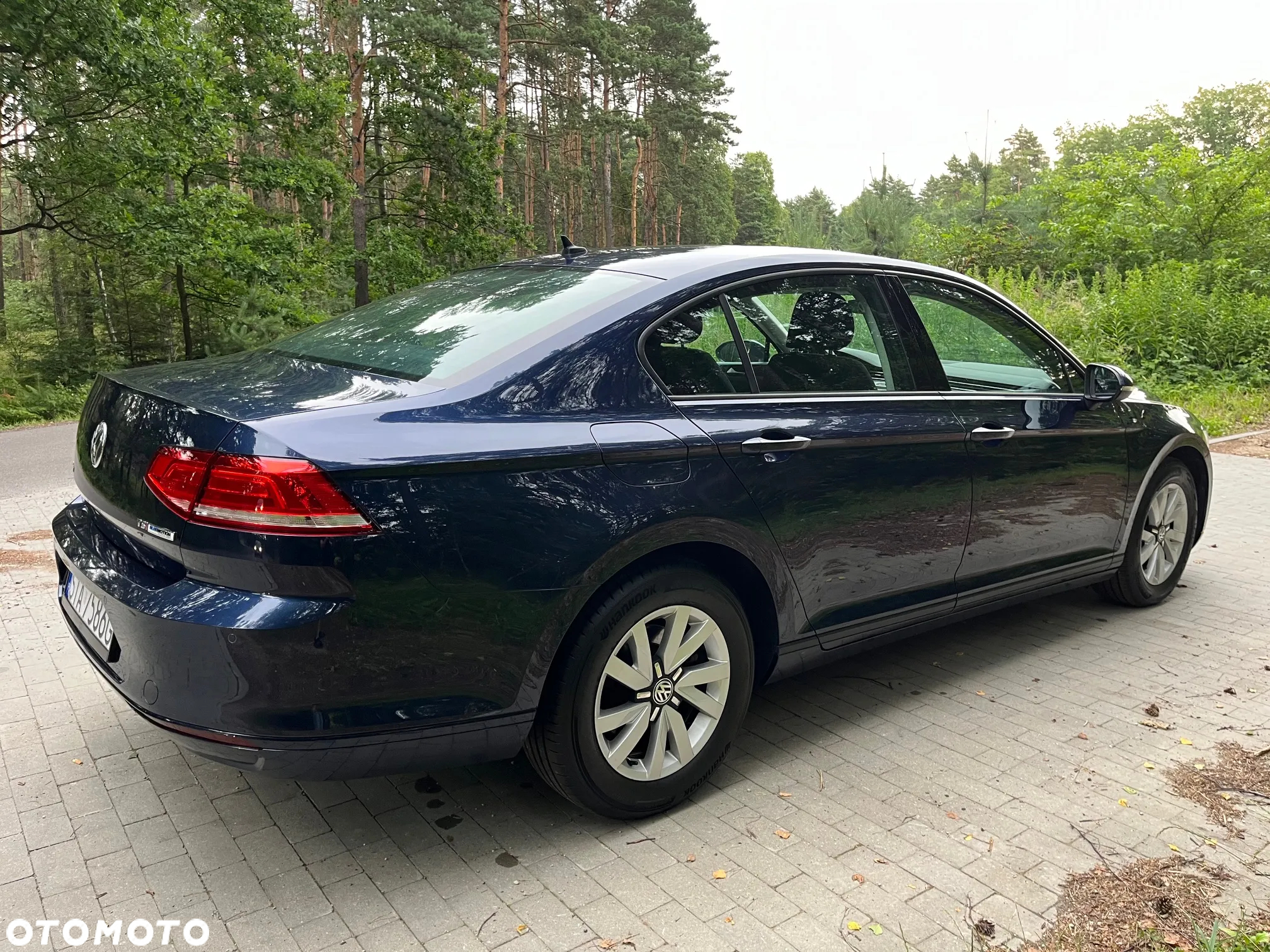 Volkswagen Passat 1.4 TSI BMT Trendline - 19