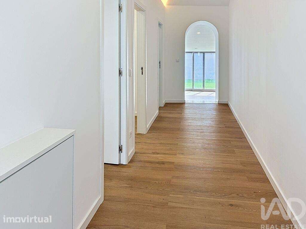 Casa / Villa T2 em Oliveira do Douro de 70 m2 - Grande imagem: 2/23