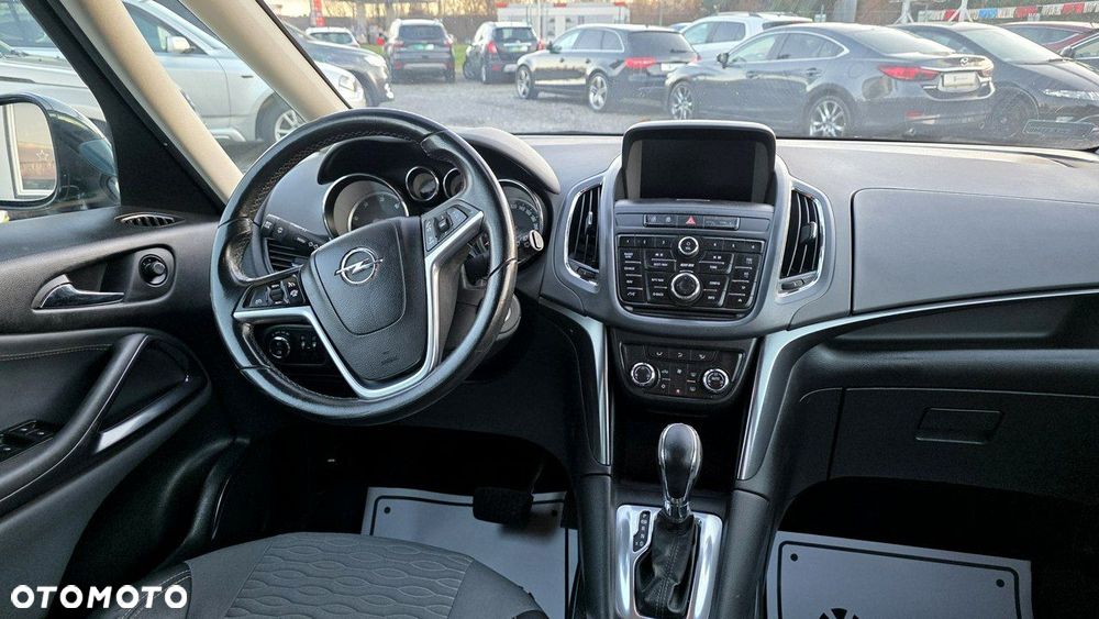 Opel Zafira - 23