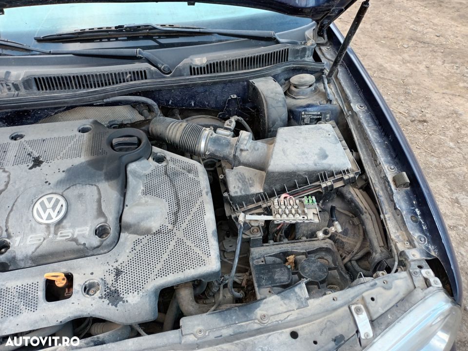 Dezmembrari  VW GOLF 4  1997  > 2006 1.6 Benzina - 5