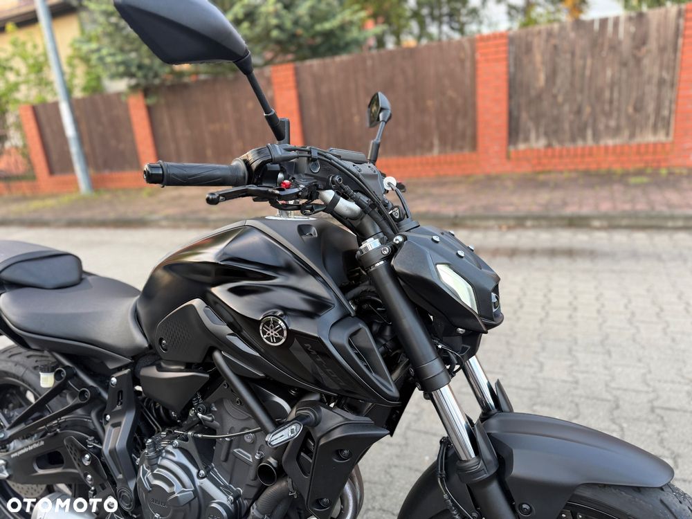 Yamaha MT - 4