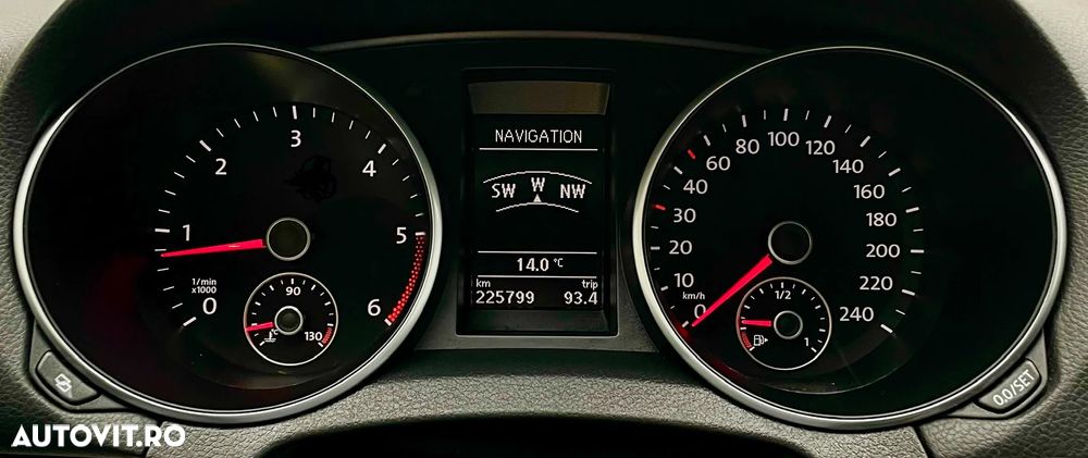 Volkswagen Golf 2.0 TDI BlueMotion Technology Highline - 7