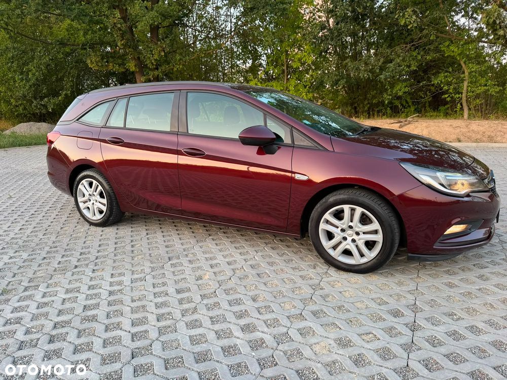 Opel Astra 1.6 CDTI Dynamic - 24