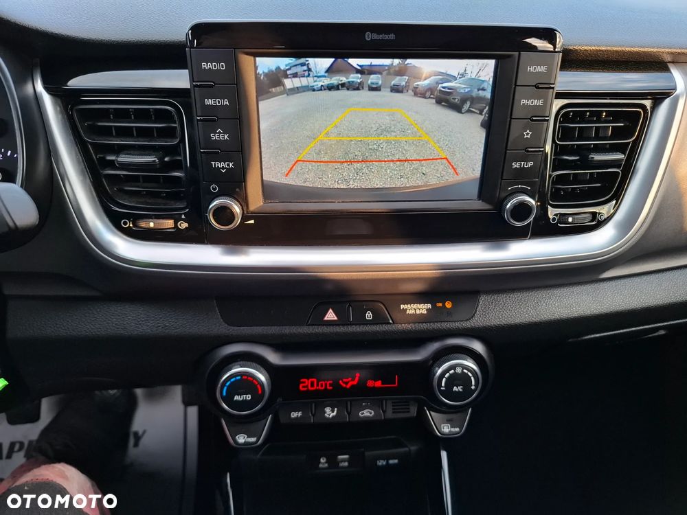 Kia Stonic - 19