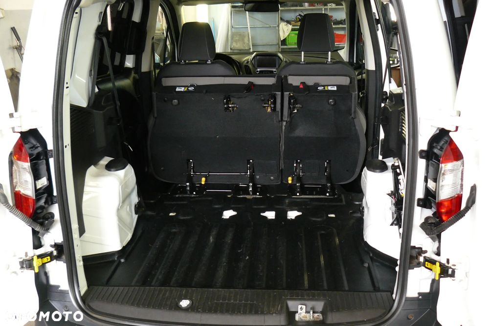 Ford Transit Courier Trend - 38