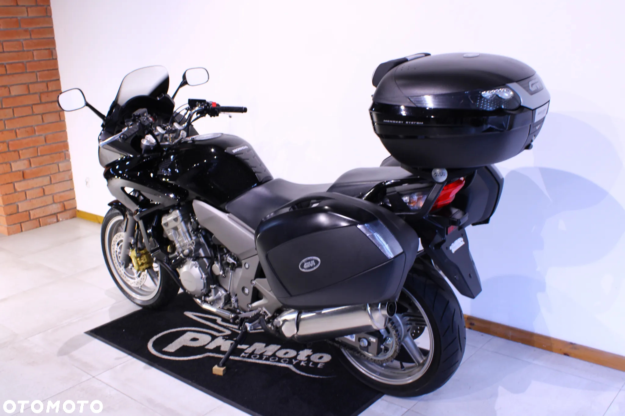 Honda CBF - 6