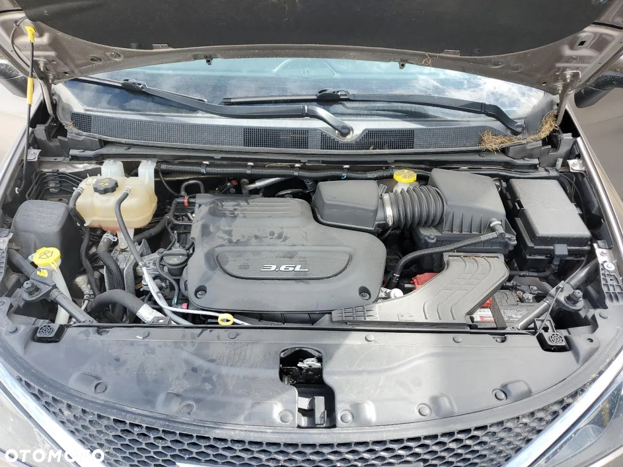Chrysler Pacifica - 10