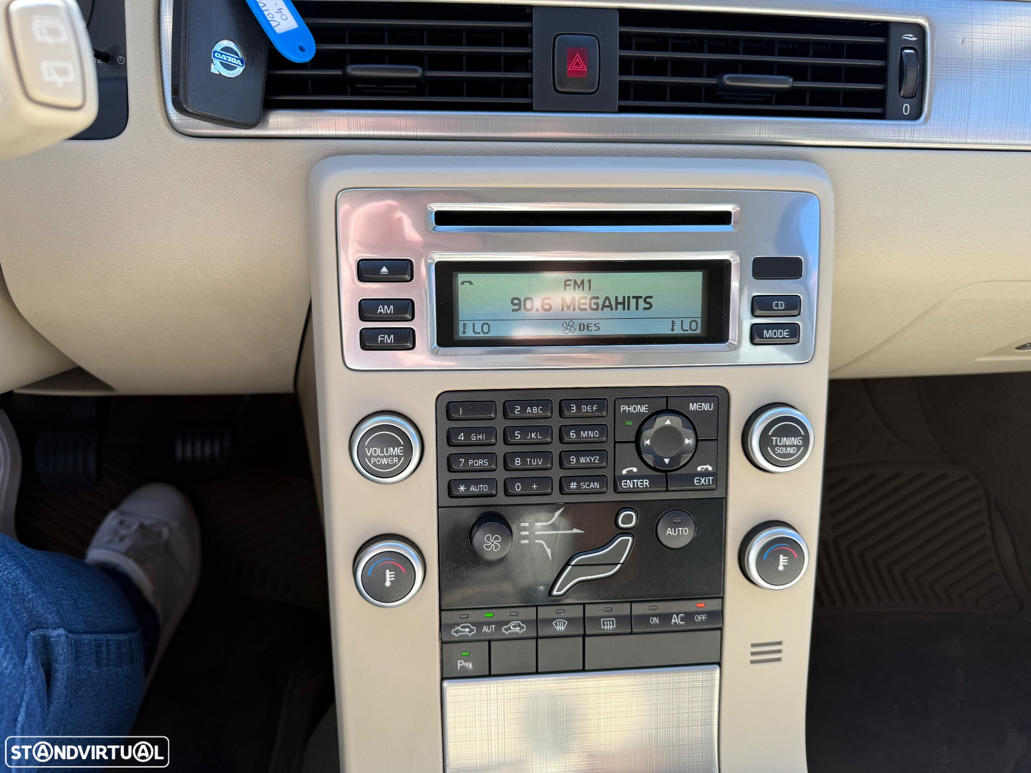 Volvo V70 1.6 D Drive Momentum - 8