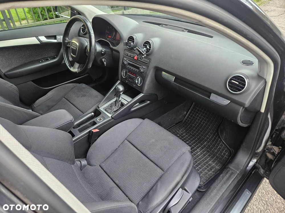 Audi A3 Sportback - 12