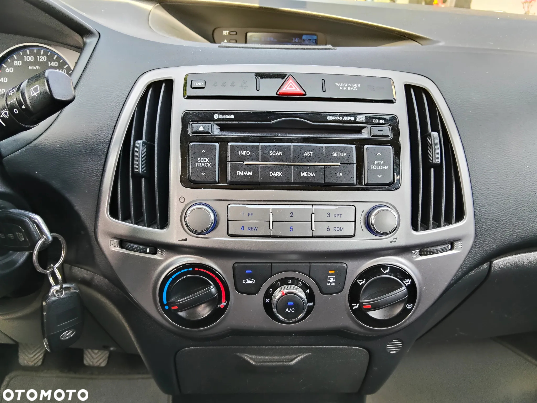 Hyundai i20 1.2 BlueDrive Go - 20